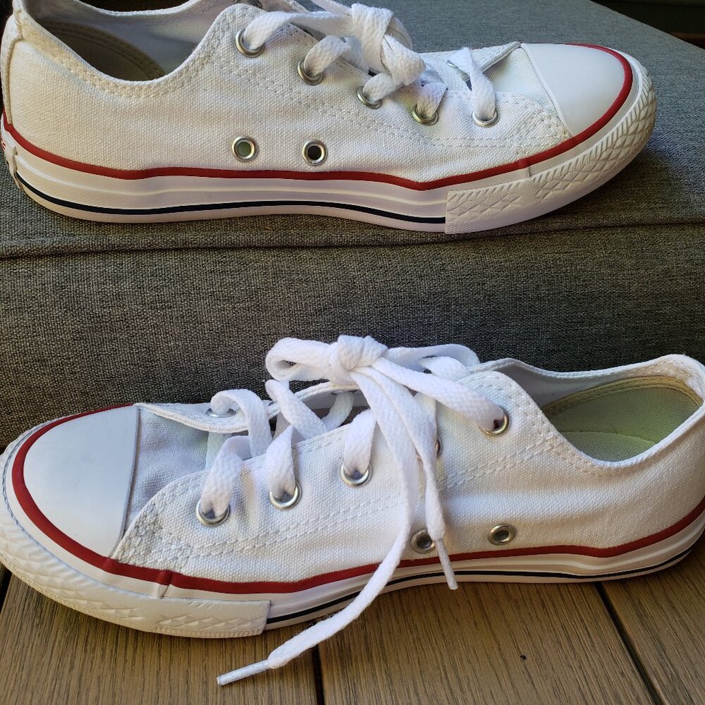EUC CTAS Converse vintage old school optic white canvas (3Y) KICKS - Picture 4 of 7